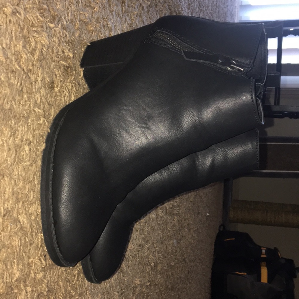 Heeled booties!!!
